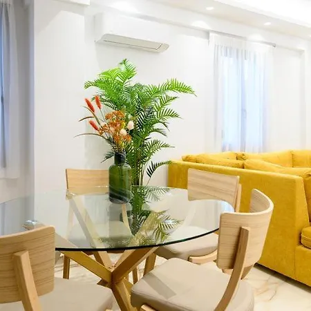 Moments Apartment B2 Walking Distance To The Beach! Apartmán Nikiana
