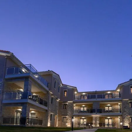 Moments Apartment B2 Walking Distance To The Beach! *
