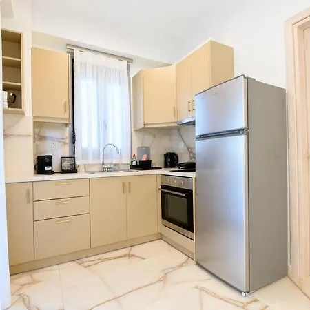 Moments Apartment B2 Walking Distance To The Beach! Apartamento *